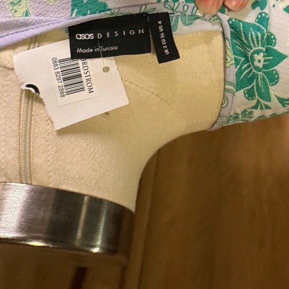 ASOS DESIGN Tie front midi tea dress with godets in green & yellow flower - Picture 4 of 5